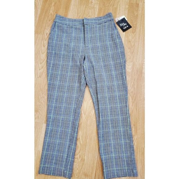 Bar III Becca Tilley x Plaid Tapered Pants - Picture 2 of 15